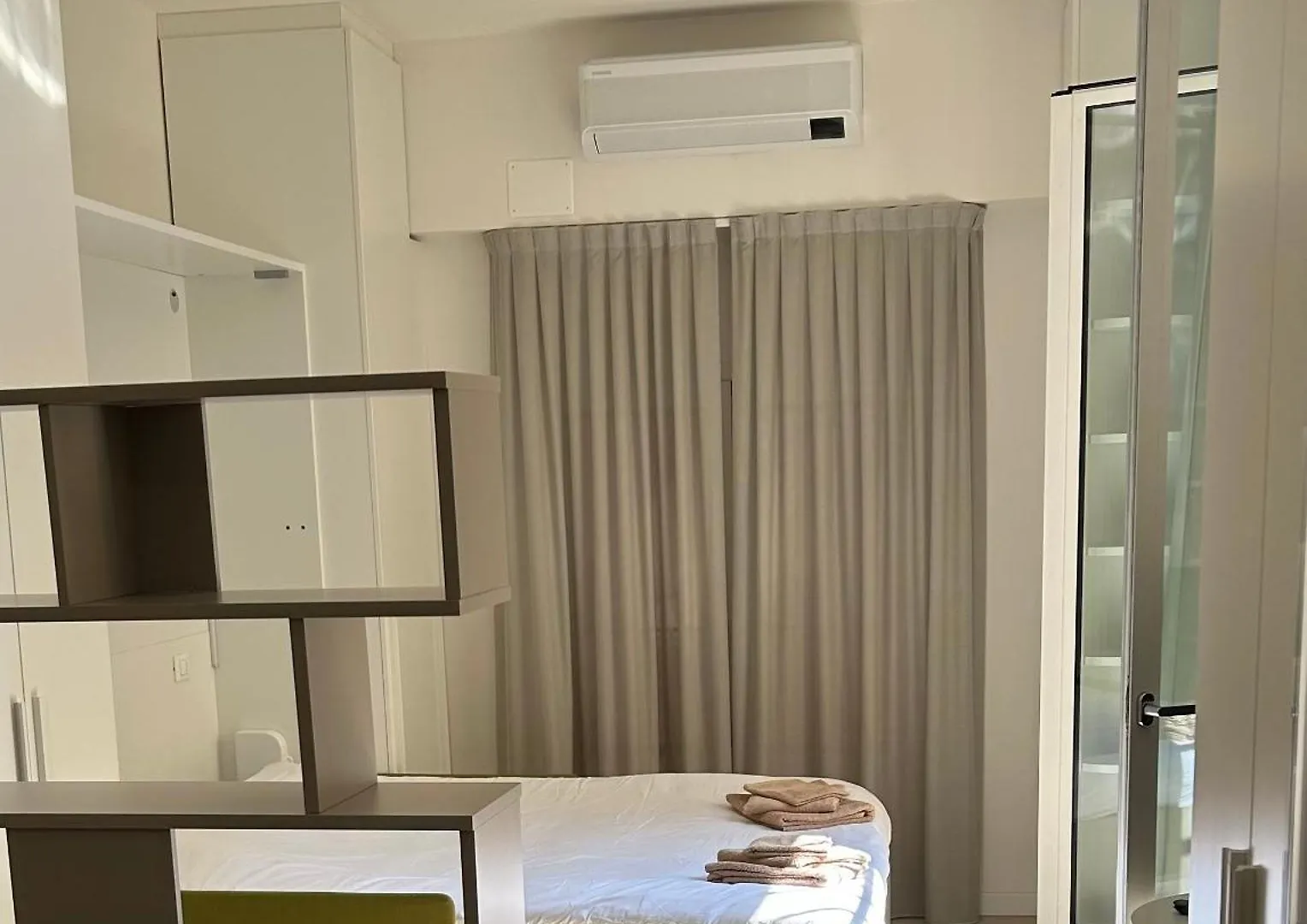 Ugo Bassi Lux Apartment Bolonha Itália