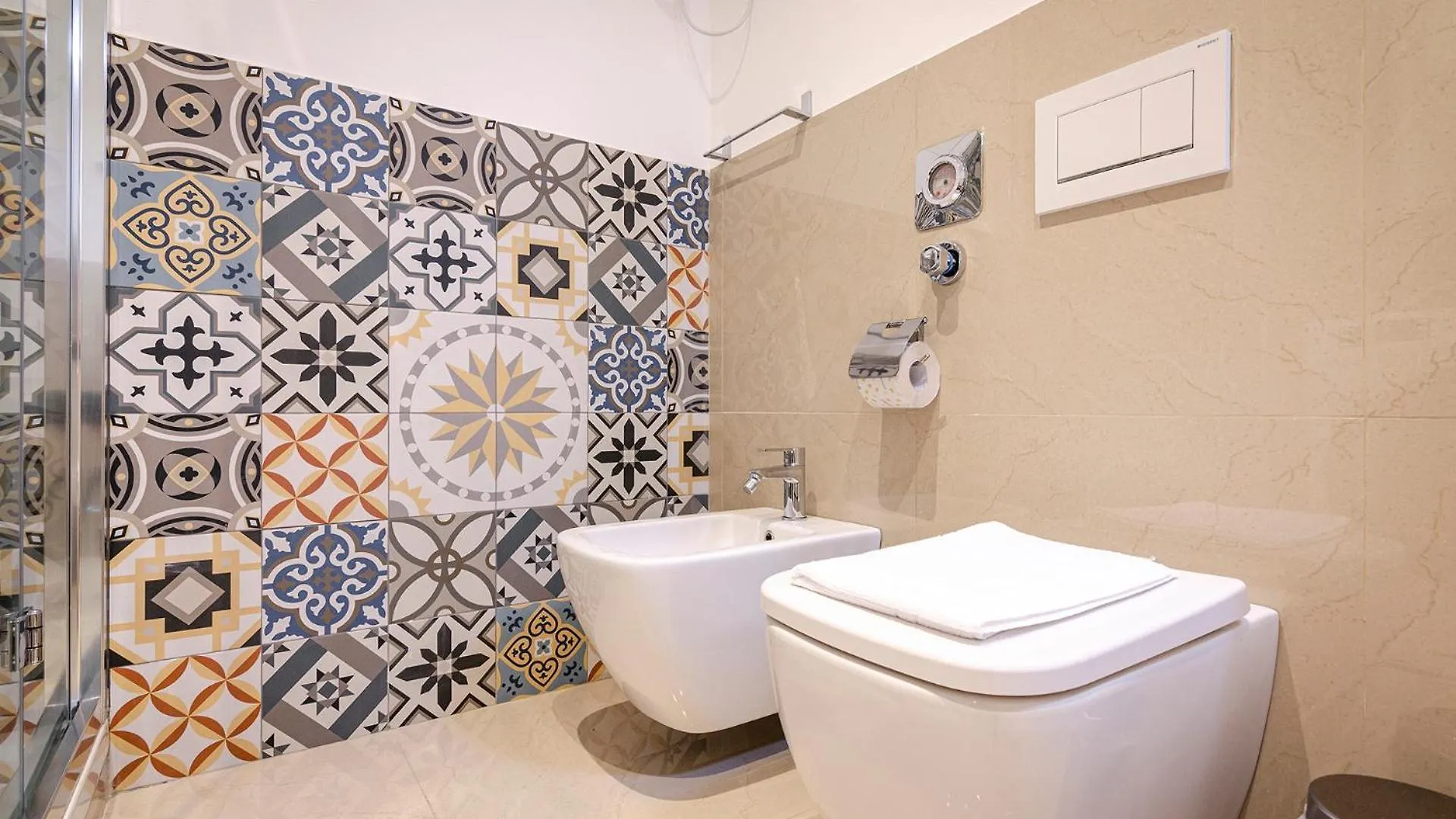 Ugo Bassi Lux Apartment Bolonha